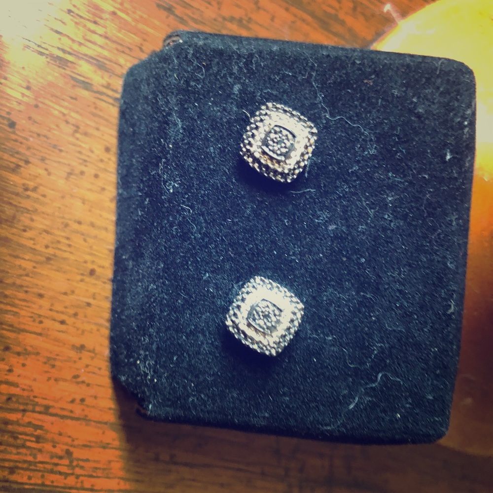 Black diamond earring set